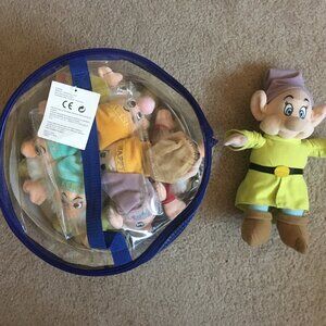 Disney Seven Dwarfs 7" Plush + 10" Dopey Plush in O Plastic Case Ltd Diamond Ed.
